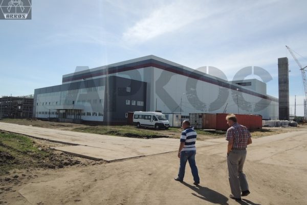 Фото фасада цеха автомобильного завода в Ульяновской области